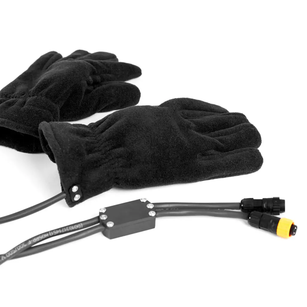 2_HOT-GLOVES_a916-e1724233509850-1024x1024.webp